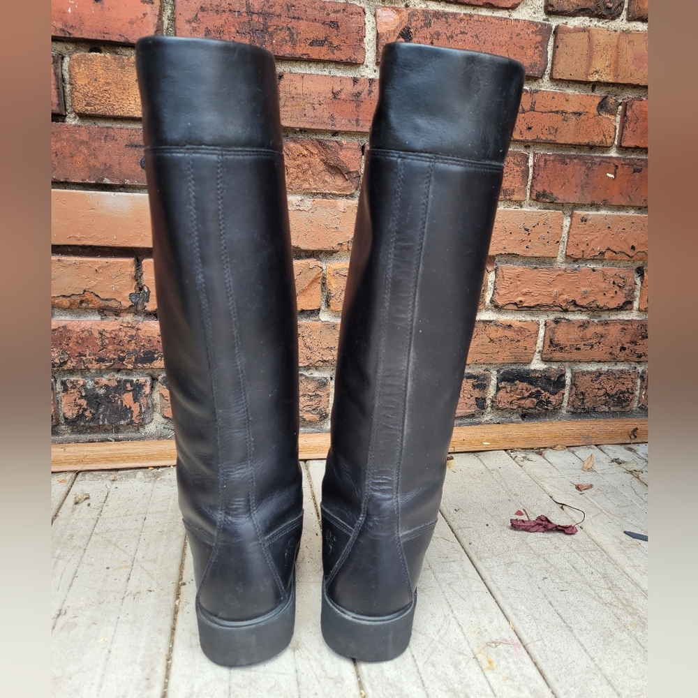 Timberland tall boots size 8 Black
